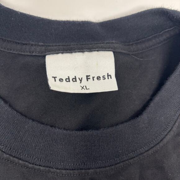 Teddy Fresh XL Black "Need A Hug" Bear Graphic Short Sleeve Crew Neck T-Shirt - Picture 2 of 5